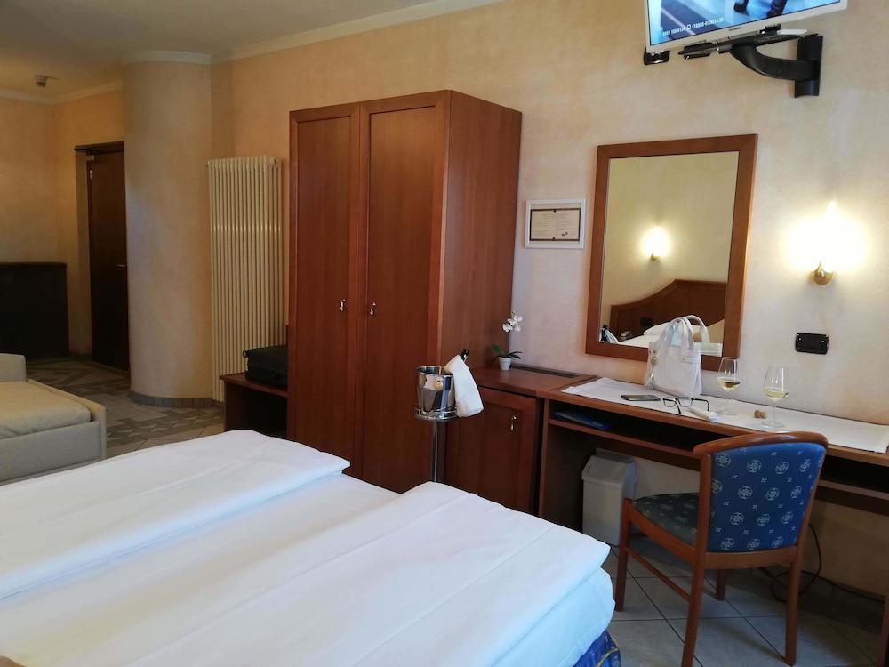 Hotel Giardino Cannobio Luaran gambar